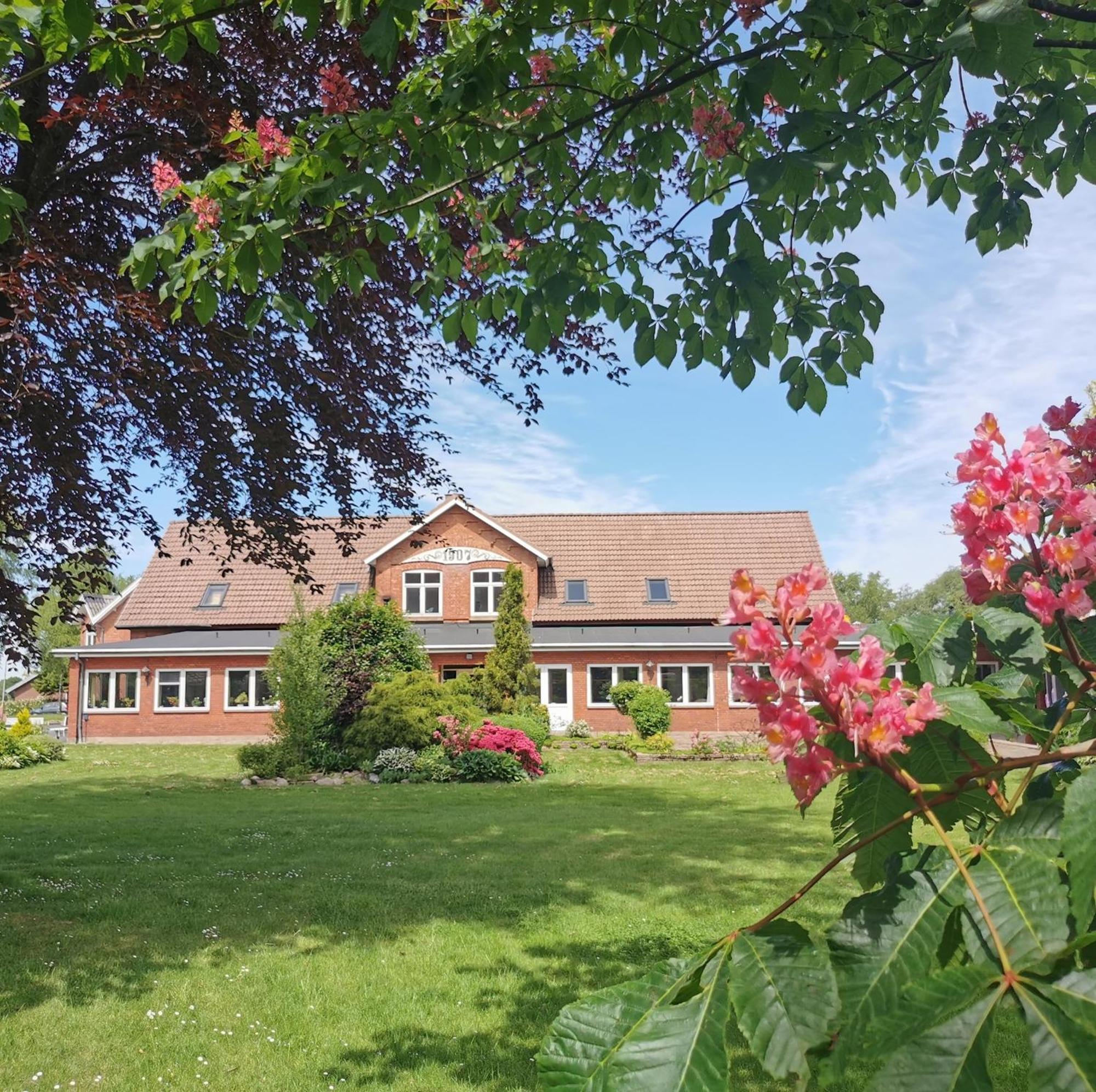 Mikkelborg Kro Rødding Exteriör bild